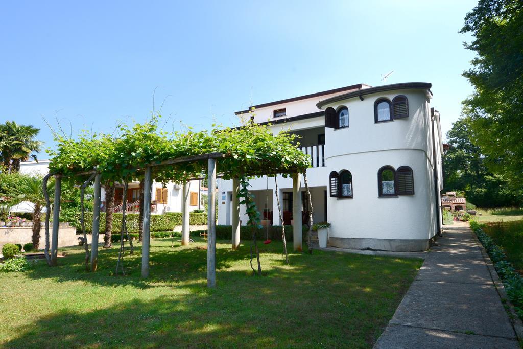 Apartments Tena Poreč Exterior foto